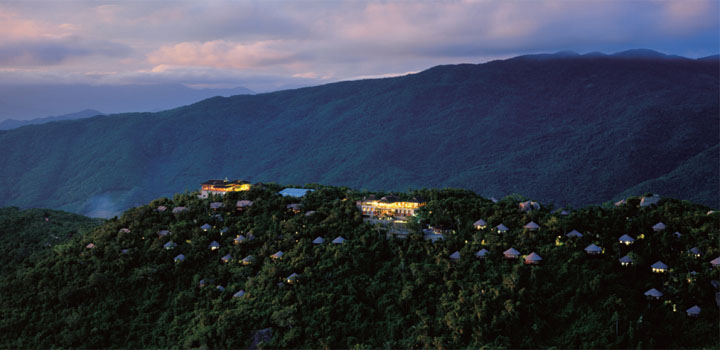 森林旅游策劃咨詢公司：三亞鳥巢度假村夜景