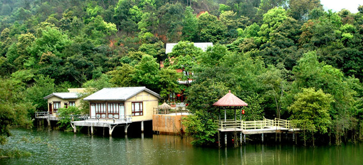 盤龍峽生態(tài)旅游區(qū)小龍灣度假酒店旅游規(guī)劃實(shí)景